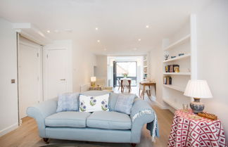 Foto 1 - Contemporary and Bright 3 Bedroom House in a Residential Area of Clapham