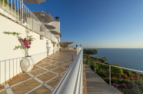 Photo 21 - Exclusive Villa in Praiano with Pool & View