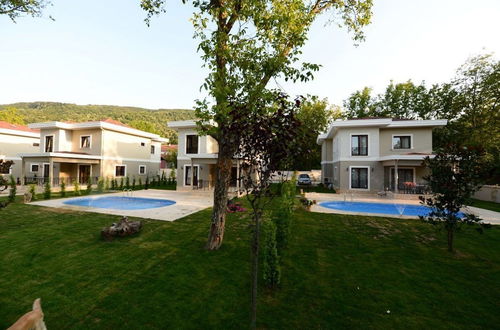 Photo 12 - Guzel Evler Family Resort