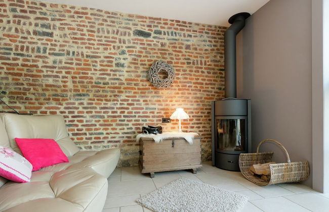 Magnificent Character Cottage with Spa Tub near Marche-en-Famenne - Foto 12