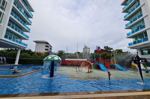 Photo 33 - My Resort Hua Hin Water Park Bunk Bed Family Pool View