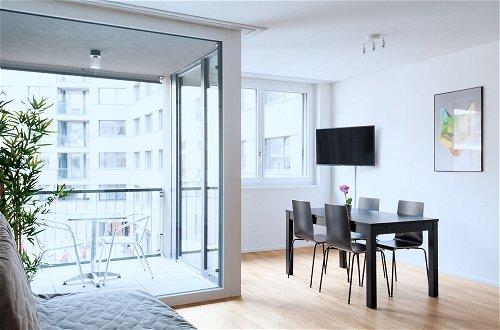 Foto 12 - Hitrental Basel Apartments