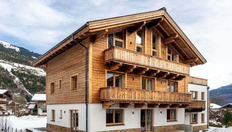 Photo 1 - Chalet in Neukirchen am Grossvenediger With Sauna