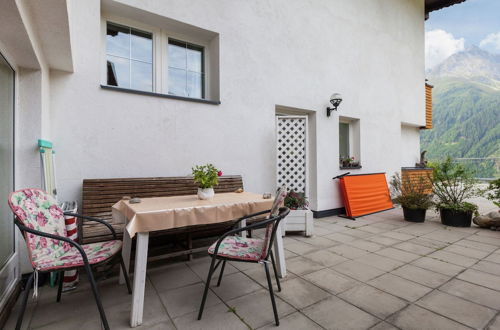 Foto 9 - Spacious Apartment in Längenfeld near Ötz Valley Alps