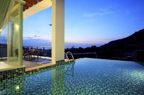 Photo 3 - Kata Sea View Villas