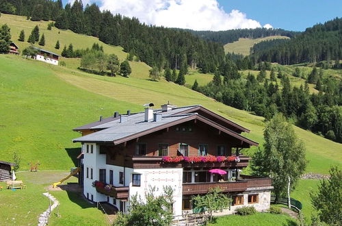 Photo 17 - Large Apartment in Maria Alm With Terrace