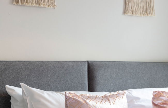 Marlborough Court - Donnini Apartments - Photo 12