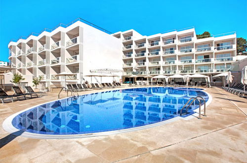 Photo 1 - Aparthotel y Hotel Paguera Beach