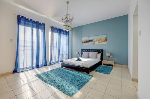 Photo 4 - Modern 2BR Sliema Apartment