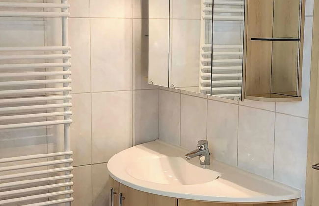 Tidy House With Sauna and Steam Bath, in a Forest - Foto 10