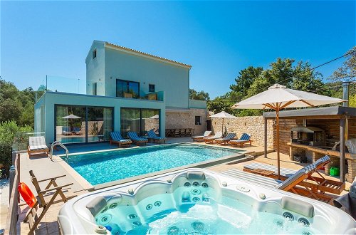 Foto 40 - Villa Eleanna Large Private Pool Sea Views A C Wifi Eco-friendly - 2546