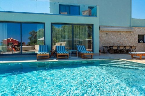 Foto 46 - Villa Eleanna Large Private Pool Sea Views A C Wifi Eco-friendly - 2546