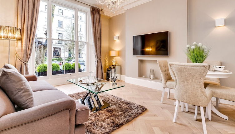 Photo 1 - Chic Apartment in Notting Hill