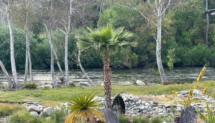 Foto 1 - Sequoia Riverfront Cabins