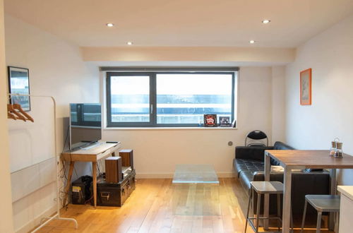 Foto 15 - Bright 1 Bed Flat in Bermondsey