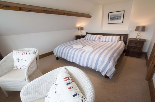 Photo 6 - Stables Croyde 4 Bedrooms, Sleeps 8, Sea & Beach Views