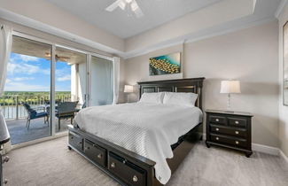 Photo 2 - The Wharf 521 by Youngs Suncoast