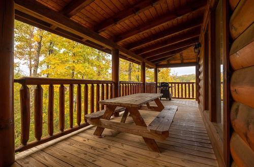 Photo 13 - Moonlight and Memories - Two Bedroom Cabin