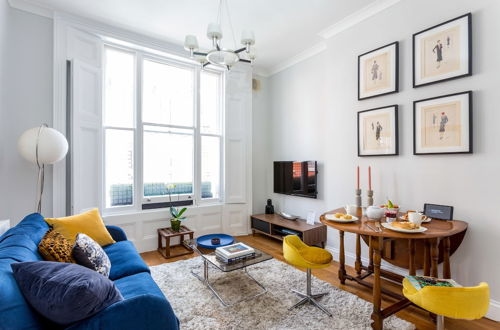 Photo 14 - Stylish Notting Hill apartment for 2-4