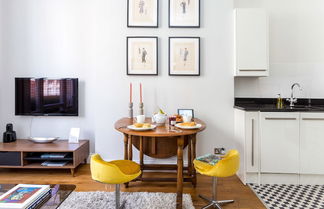 Photo 1 - Stylish Notting Hill apartment for 2-4