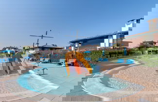 Foto 1 - Apartment With Pool in Lido Delle Nazioni