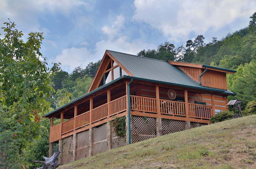 Photo 1 - A Walk in the Clouds - Two Bedroom Cabin