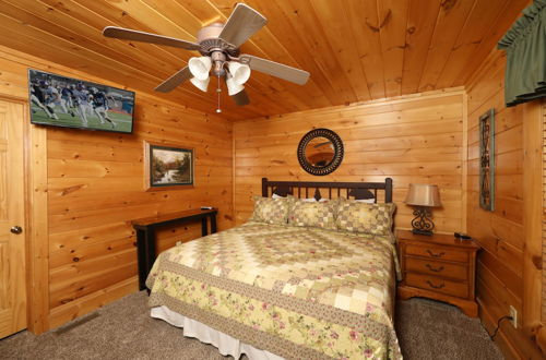 Photo 3 - Mountain Blessings - Four Bedroom Cabin