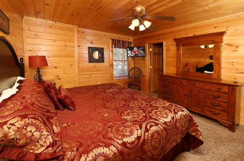 Photo 6 - Mountain Blessings - Four Bedroom Cabin