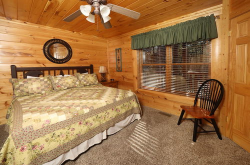 Photo 7 - Mountain Blessings - Four Bedroom Cabin