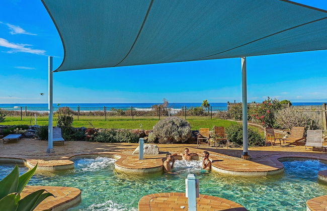 Blue Lagoon Beach Resort - Photo 66