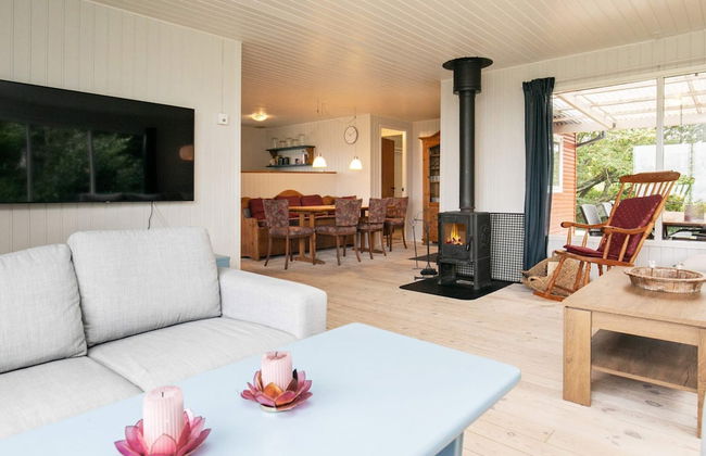 6 Person Holiday Home in Thyholm - Foto 5