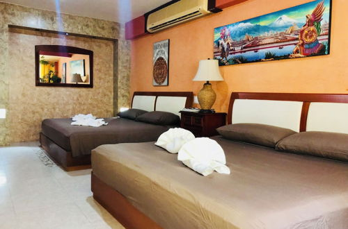 Foto 9 - Room in Villa - Suite Jacuzzi Room in Stunning Villa Playacar Ii