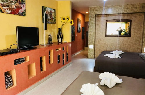 Foto 7 - Room in Villa - Suite Jacuzzi Room in Stunning Villa Playacar Ii