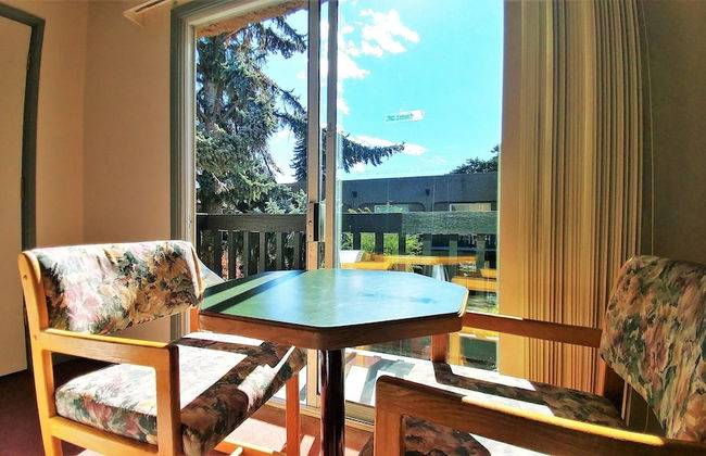 Divya Sutra Plaza and Conference Centre, Vernon, BC - Foto 73