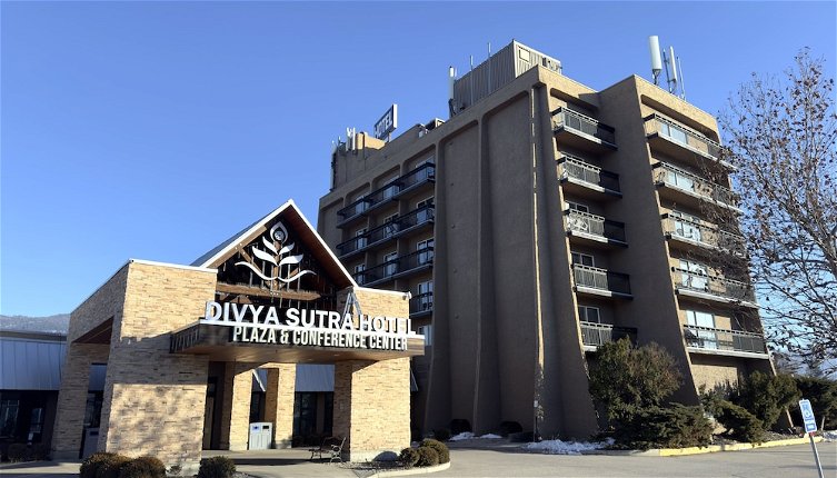 Foto 1 - Divya Sutra Plaza and Conference Centre, Vernon, BC