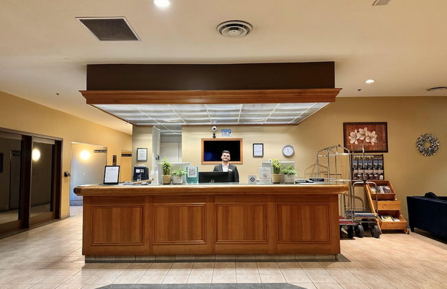 Divya Sutra Plaza and Conference Centre, Vernon, BC - Foto 4
