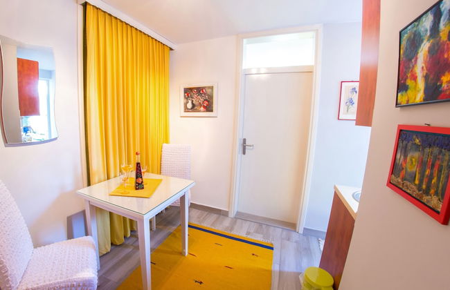 Yellow Lilly Mostar Apartment - Foto 11