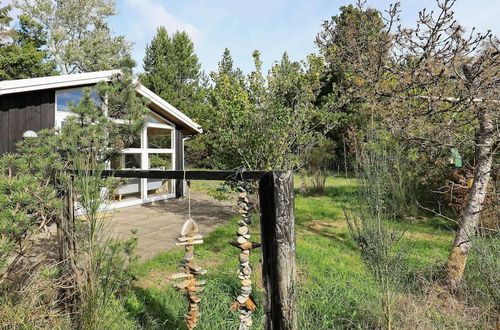 Photo 14 - Tranquil Holiday Home in Jerup near Sea