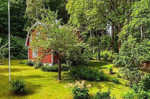 Foto 28 - 4 Person Holiday Home in Karlsborg