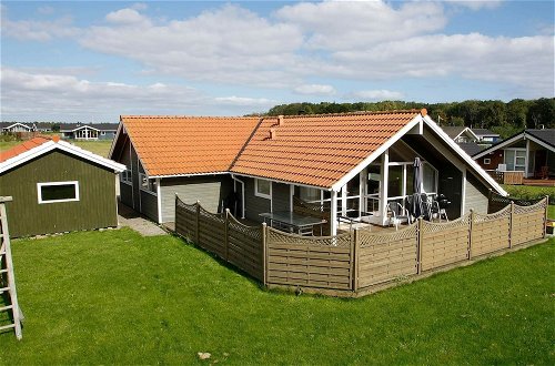 Photo 16 - 8 Person Holiday Home in Juelsminde