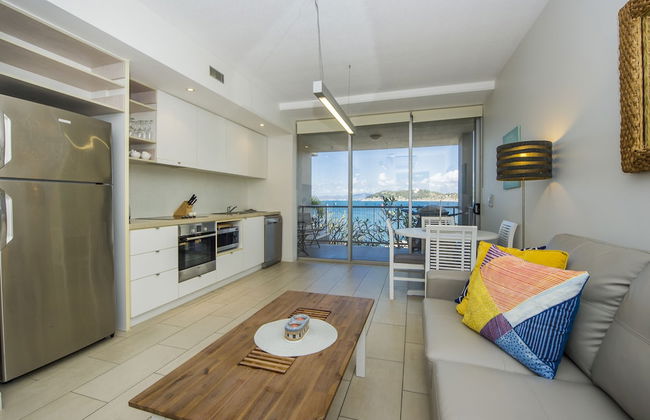 1 Bright Point Apartment 2203 - Foto 1