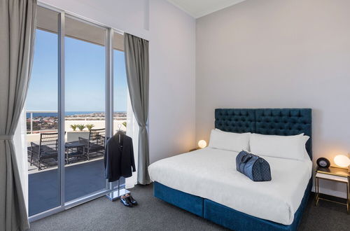 Photo 11 - Meriton Suites Bondi Junction