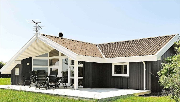 Foto 1 - 6 Person Holiday Home in Ebberup