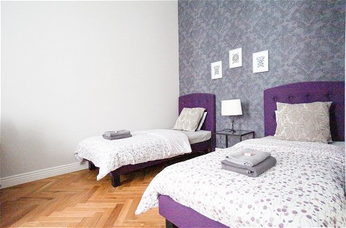 Photo 2 - AAA STAY Premium Apartments Old Town