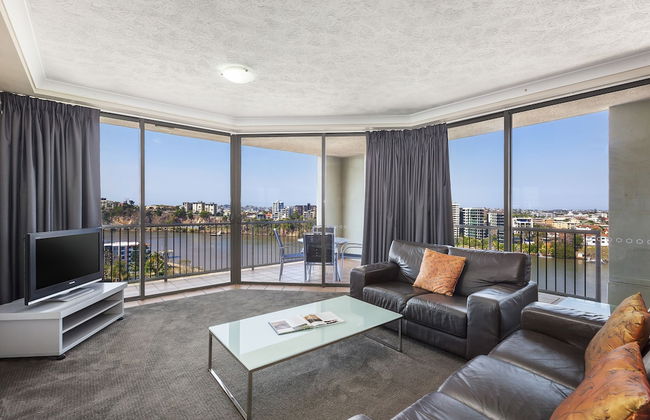 Bridgewater Apartments - Photo 1