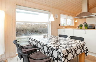 Foto 3 - Spacious Holiday Home in Tranekær near Sea