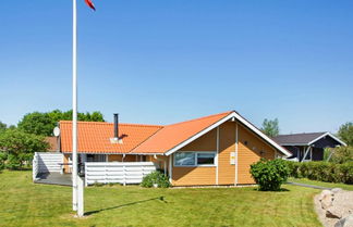 Photo 1 - 8 Person Holiday Home in Hemmet