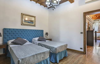 Photo 1 - Pontevecchio Stylish Apartment in Florence - Hosted by Sweetstay