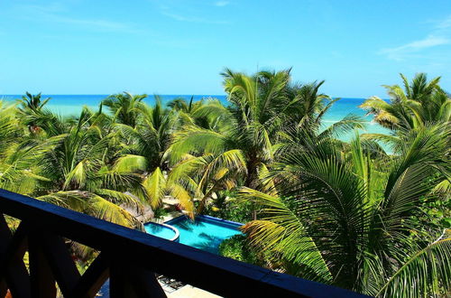 Photo 17 - Tulix Cay Luxury Ocean Front Villa