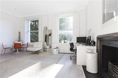 Foto 10 - Well Presented one Bedroom Apartment Located in the Fabulous Notting Hill
